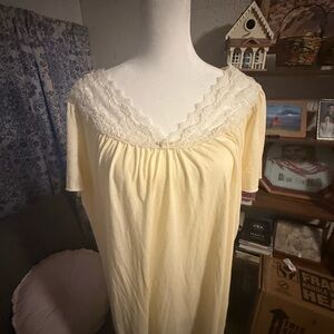 Cream Lace Trim Pajama Set